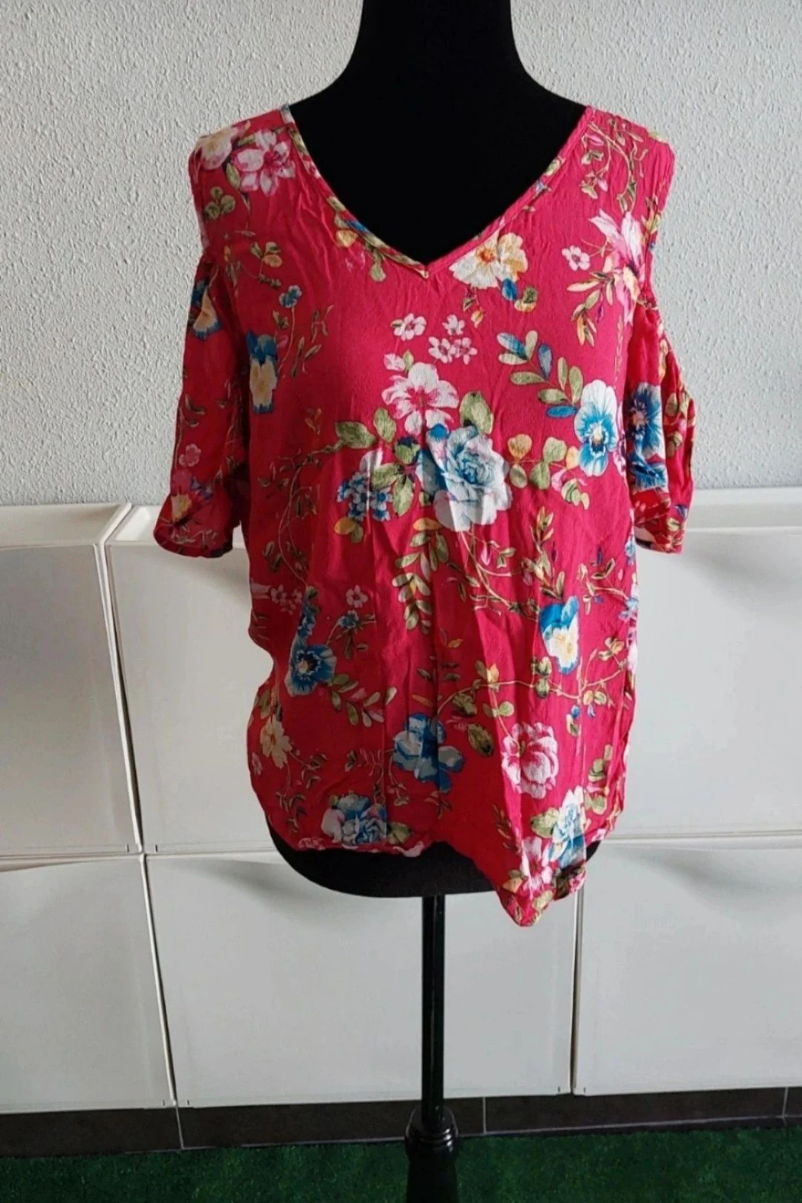 🏵colorida blusa floral de springfield talla 44🏵